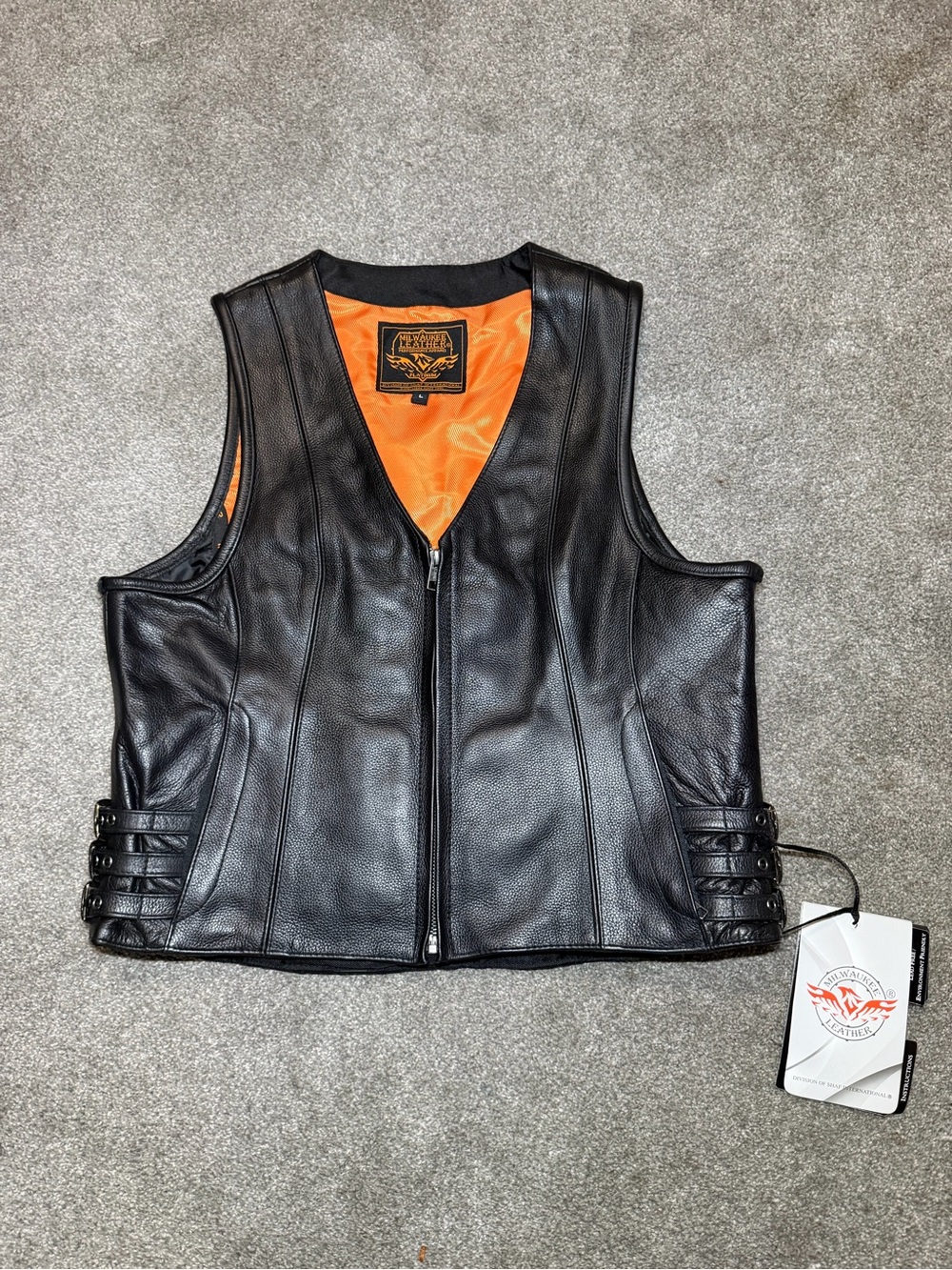 Size L milwaukee women’s premium black leather motorcycle rider vest mll4510